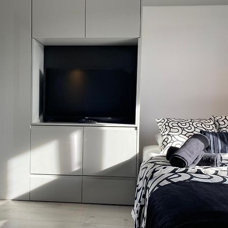 Lovers' Loft Apartment In Krakow - Orawska 7 Cracóvia Exterior foto